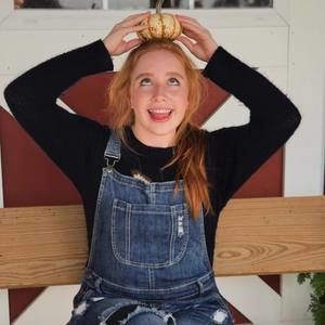 Meet your Posher, Paula